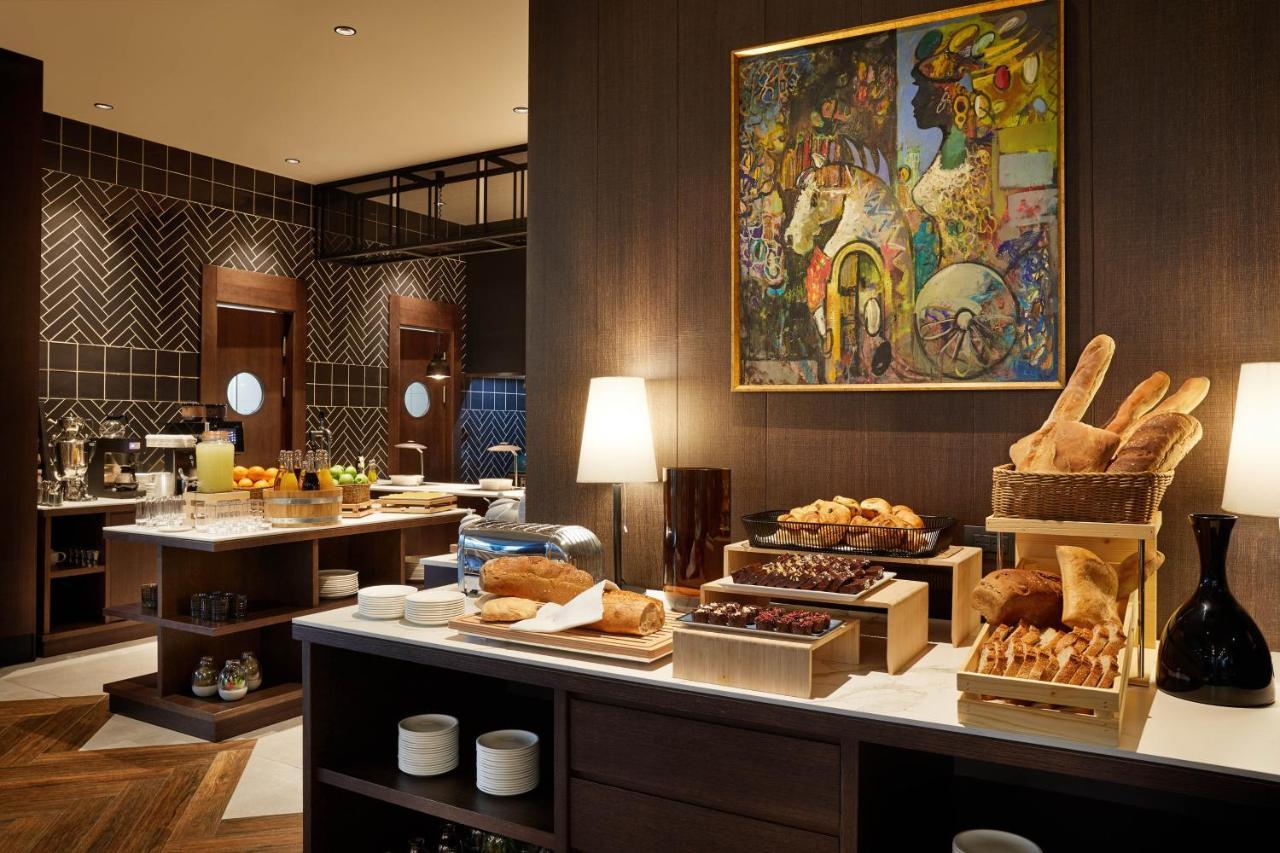 Four Points By Sheraton Prishtina City Pristina Exteriör bild