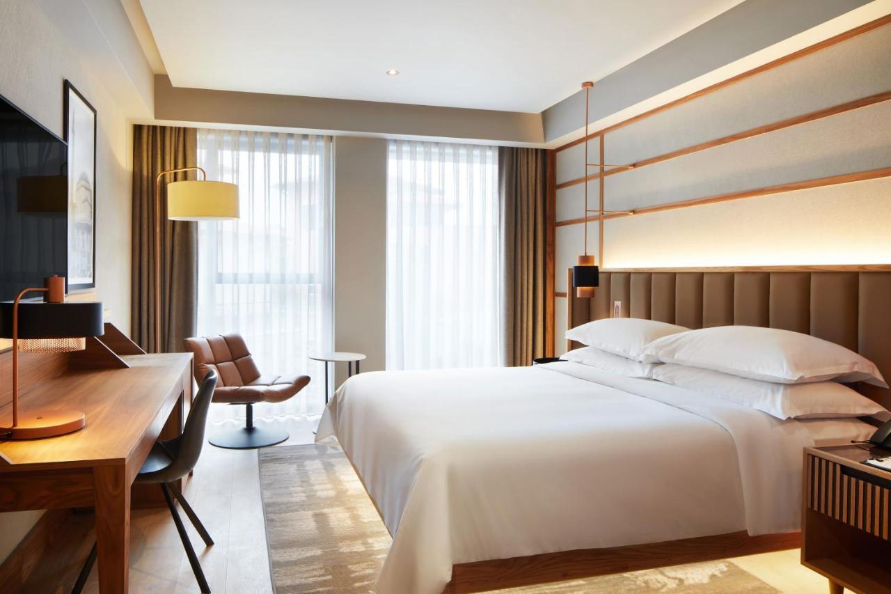 Four Points By Sheraton Prishtina City Pristina Exteriör bild
