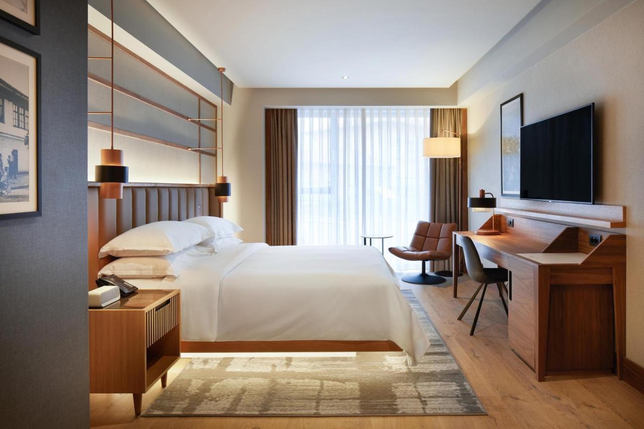Four Points By Sheraton Prishtina City Pristina Exteriör bild