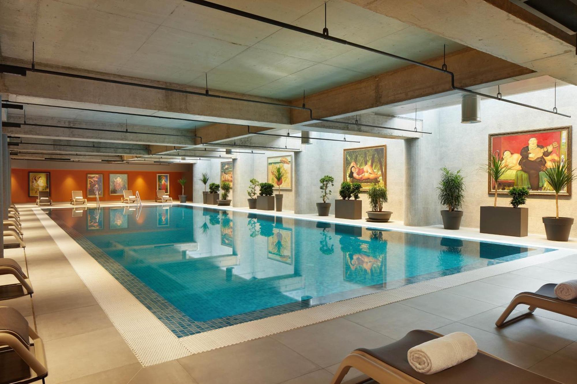 Four Points By Sheraton Prishtina City Pristina Exteriör bild